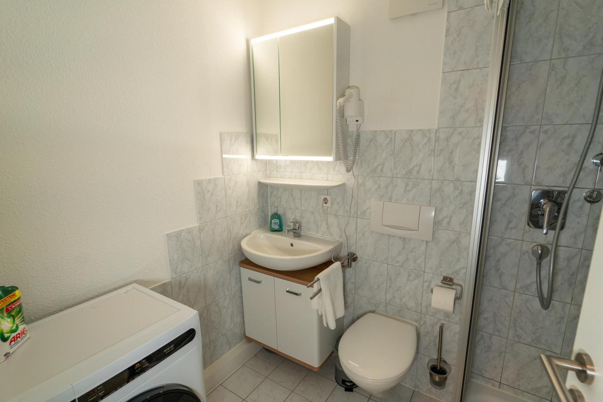 Range - Apartments - Kueche - Wlan - Netflix - Bis Zu 7 Personen Fellbach Dış mekan fotoğraf