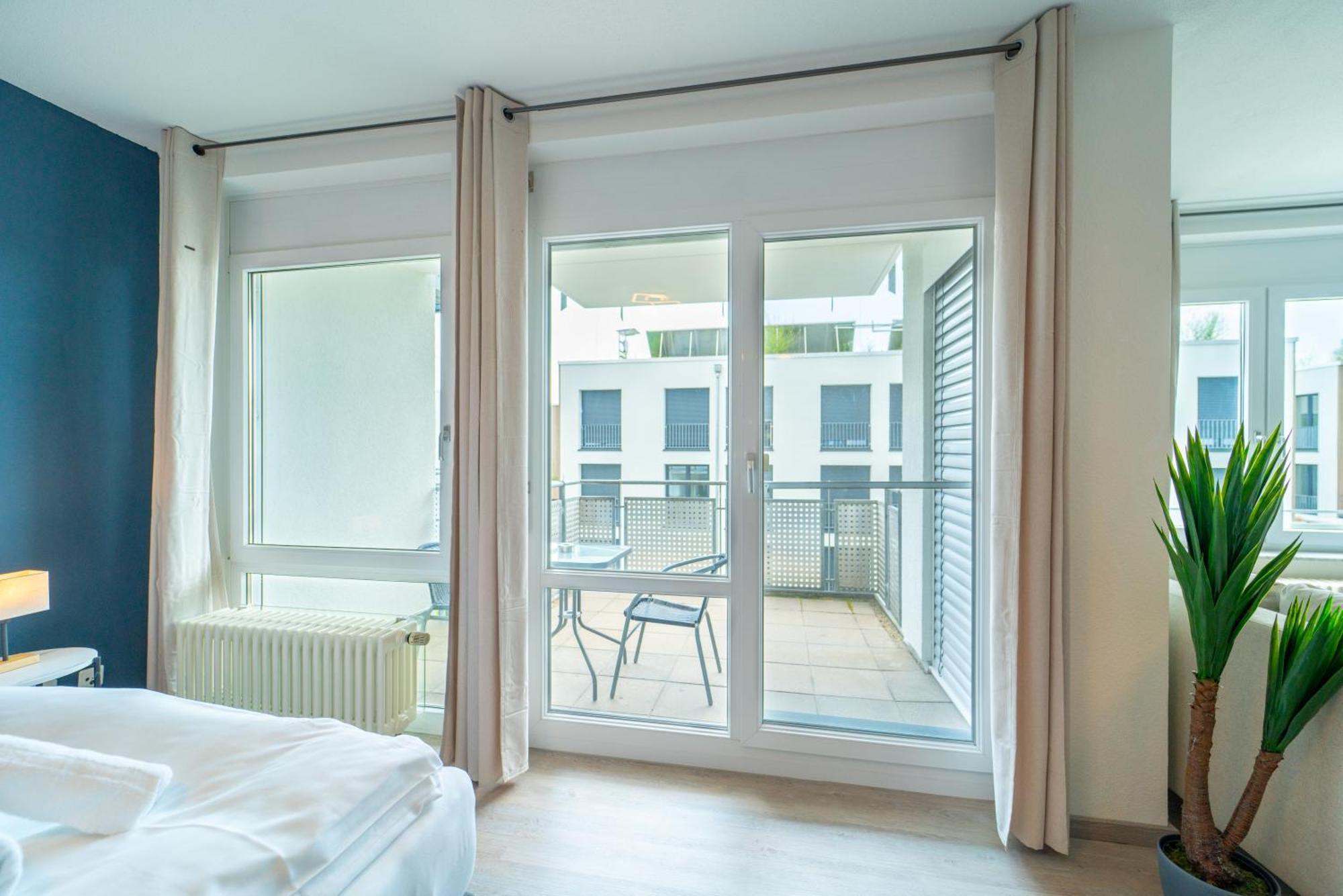 Range - Apartments - Kueche - Wlan - Netflix - Bis Zu 7 Personen Fellbach Dış mekan fotoğraf