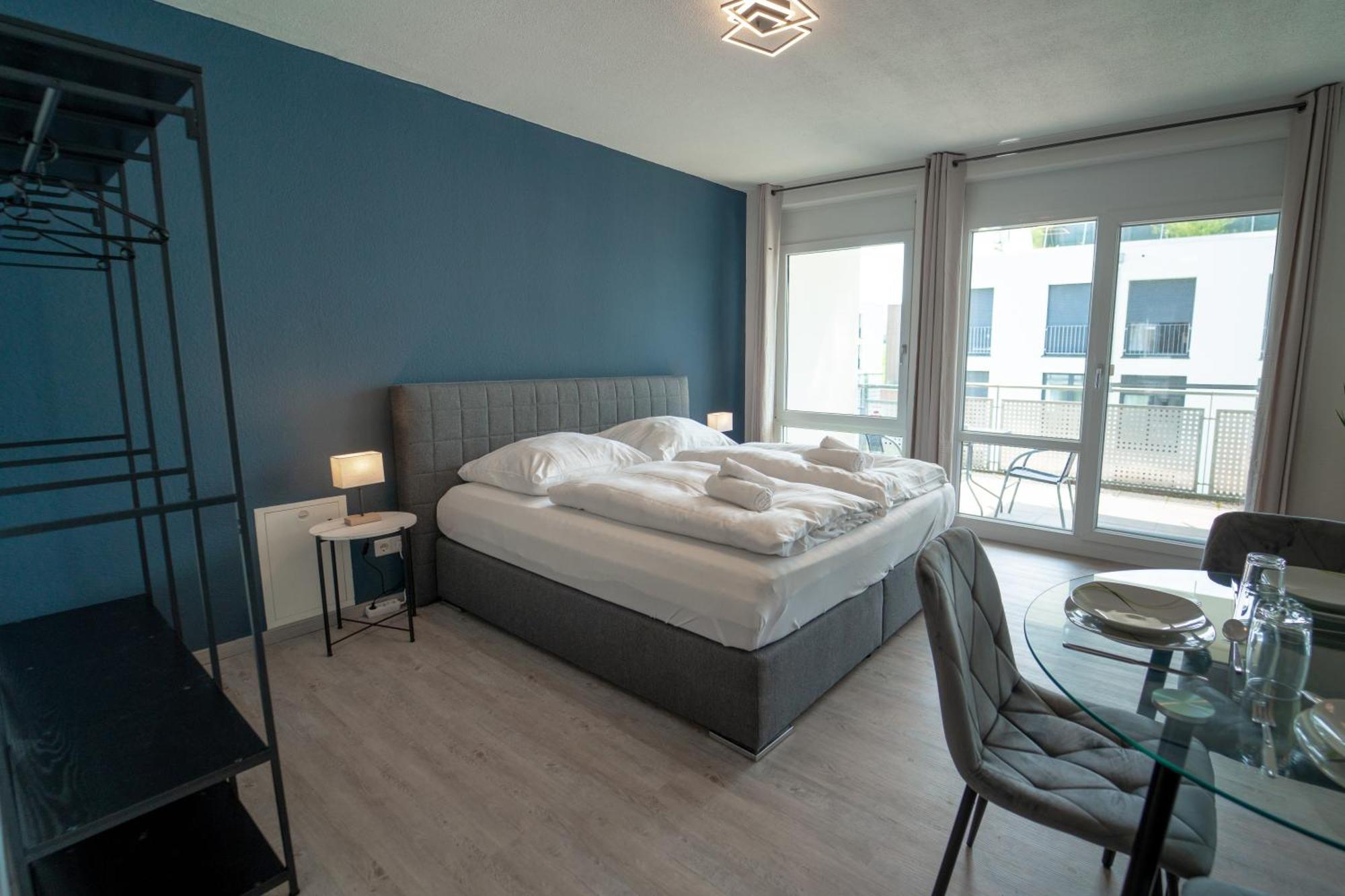 Range - Apartments - Kueche - Wlan - Netflix - Bis Zu 7 Personen Fellbach Dış mekan fotoğraf
